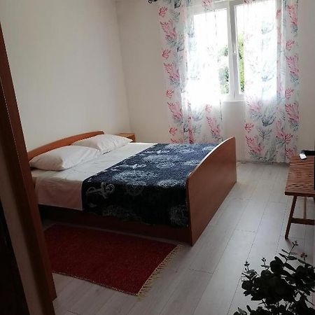 Appartement App For 2 à Bibinje Extérieur photo